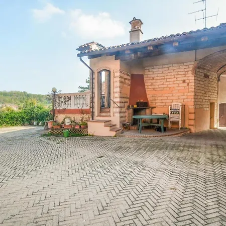 Semesterbostad Awesome In Monferrato With Kitchen Camino