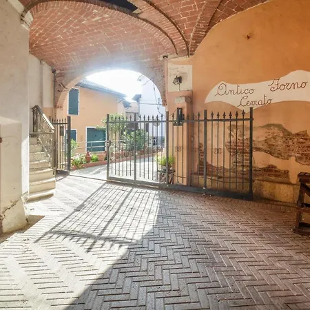 Awesome In Monferrato With Kitchen Semesterbostad
